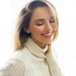 Meet your Posher, Caitlyn